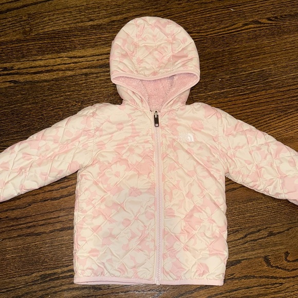 The North Face Baby Reversible Jacket - Picture 1 of 3